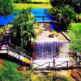 waterfall Nascente Azul Bonito