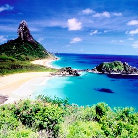 heuvel Morro do Pico in Fernando de Noronha Brazilie